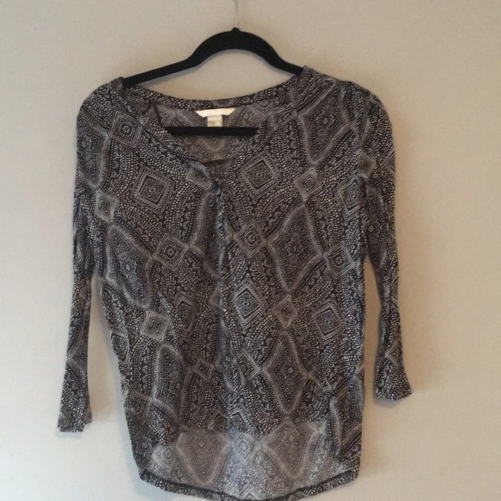 Quarter button blouse